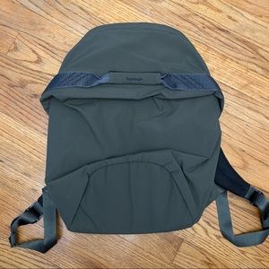Topologie multi pitch backpack NWOT
